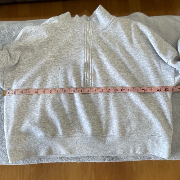 Fabletics Go-To-Halfzip - Picture 6 of 9